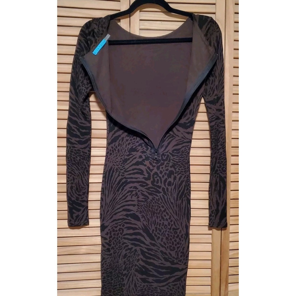Alice + Olivia  SCOOP Cheetah Animal Print Mid Length Fitted Dress - Picture 6 of 10